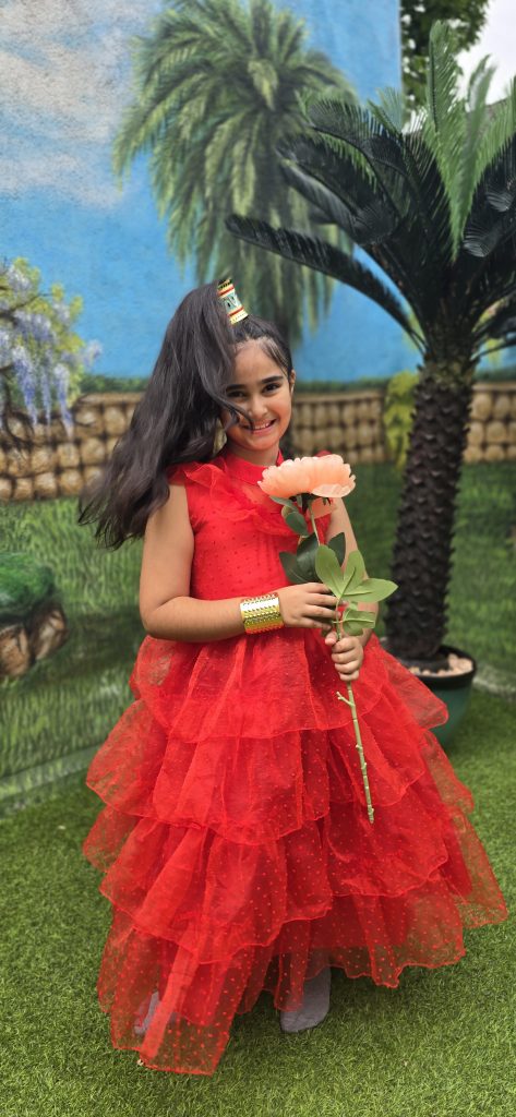 Mädchen Styling für Kinderparty